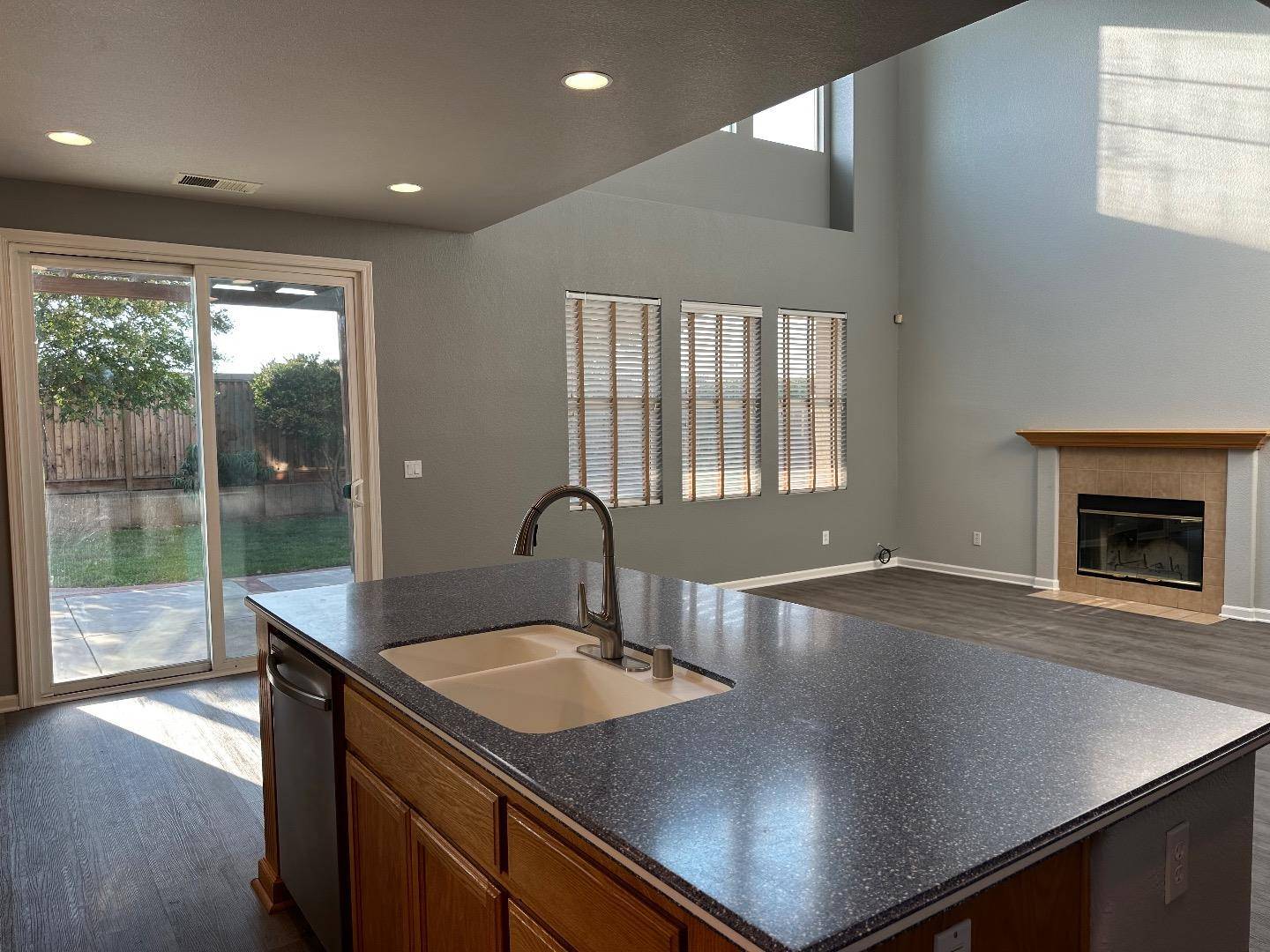 Tracy, CA 95377,449 Girard WAY