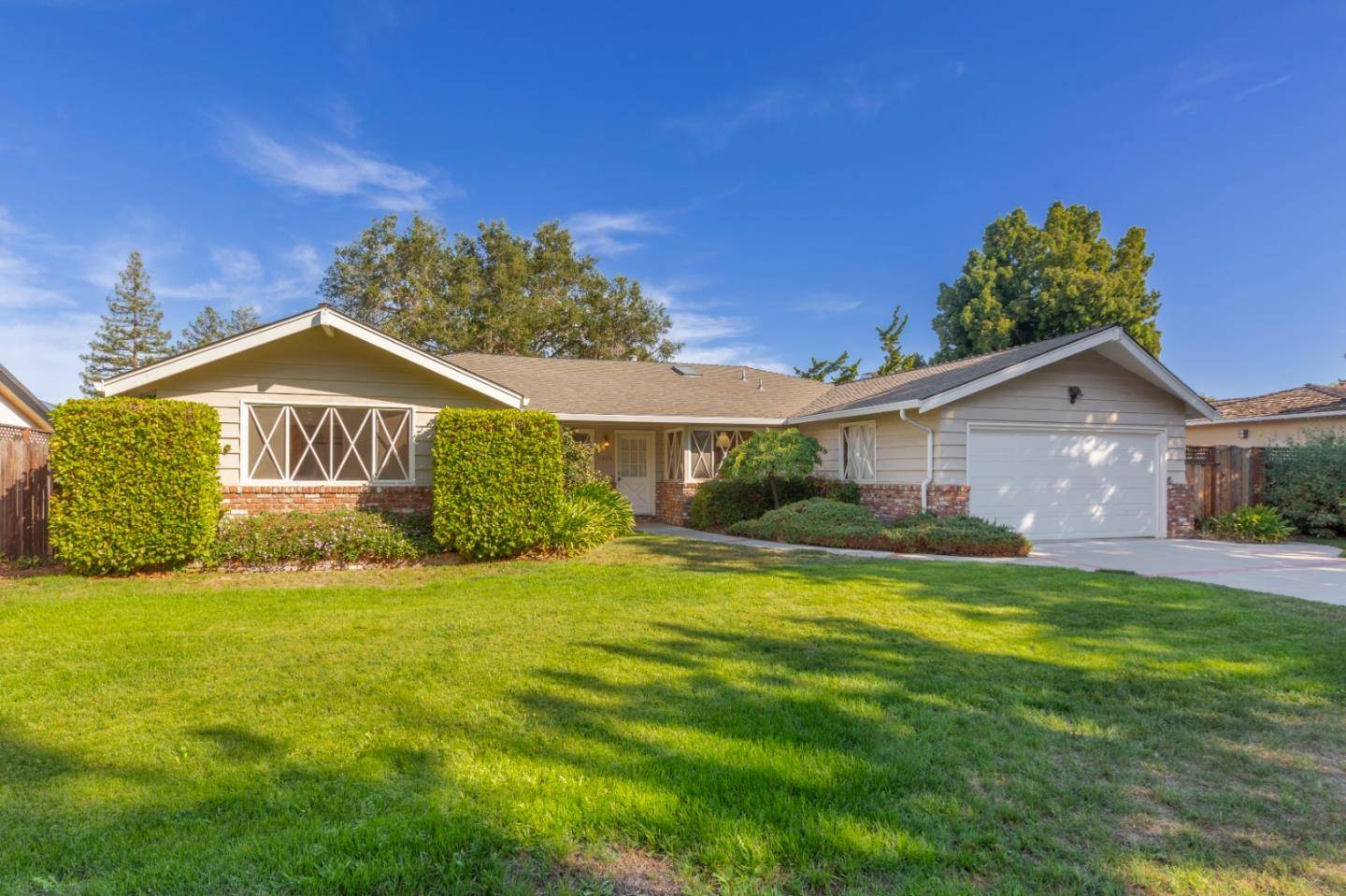 Los Altos, CA 94024,1579 Wakefield TER