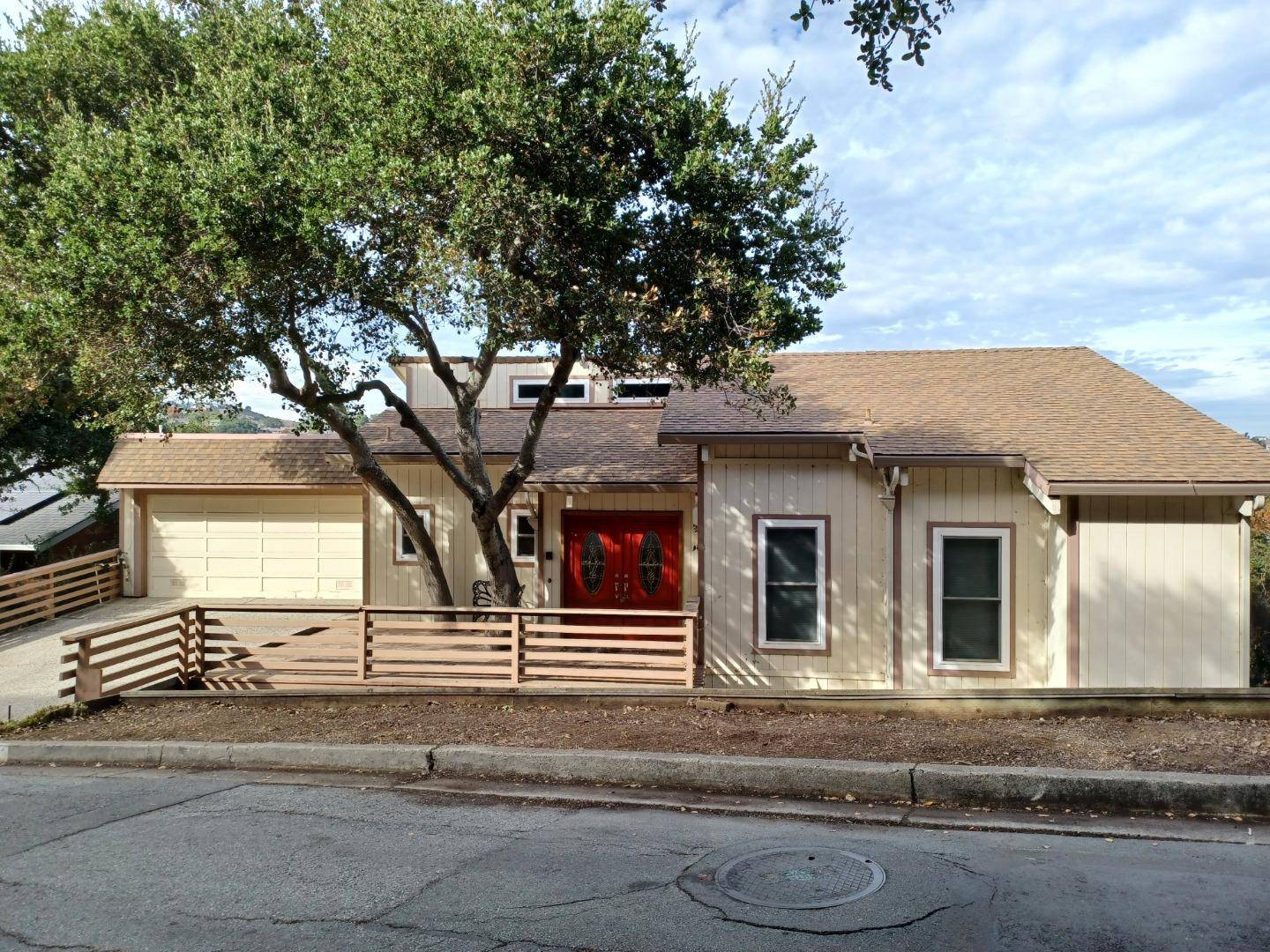 San Carlos, CA 94070,142 CORONADO AVE