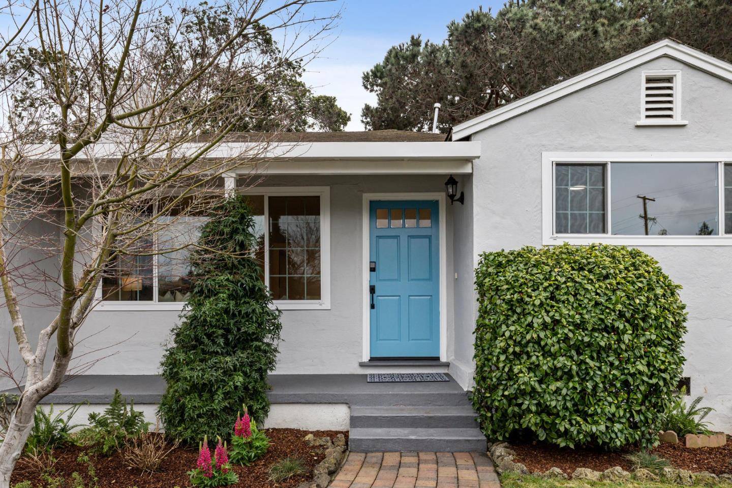 Redwood City, CA 94063,3432 Spring ST