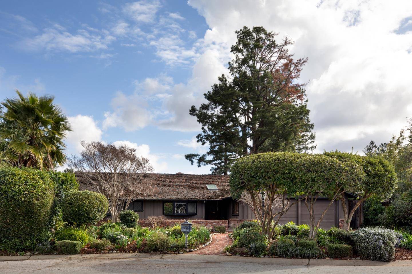 Los Altos, CA 94022,161 Hamilton CT