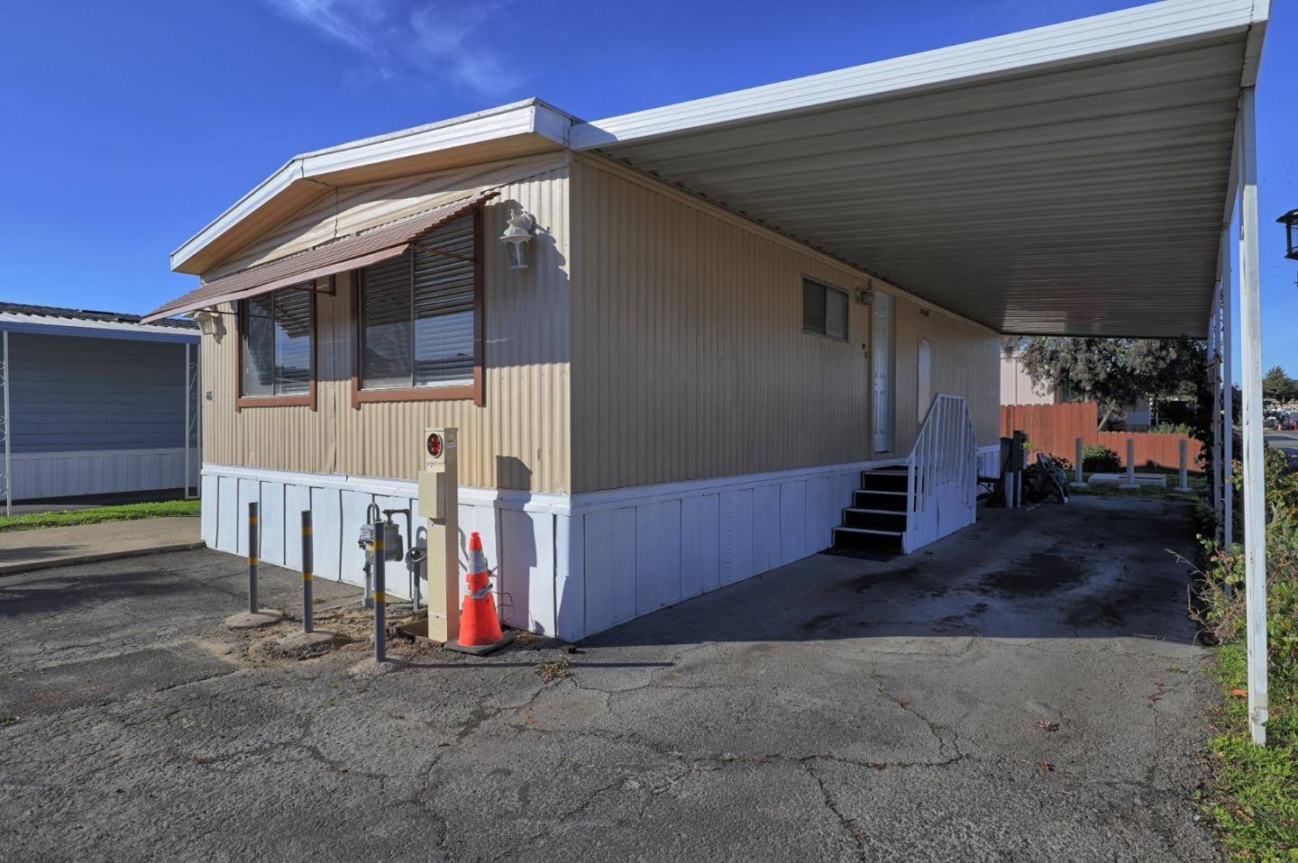 Morgan Hill, CA 95037,575 San Pedro #66 AVE 66