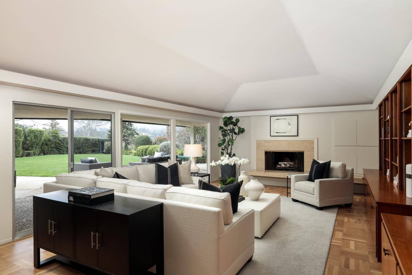 Los Altos, CA 94024,1464 Club View TER