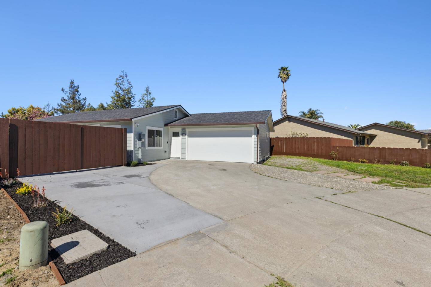 Hollister, CA 95023,250 Lassen CT