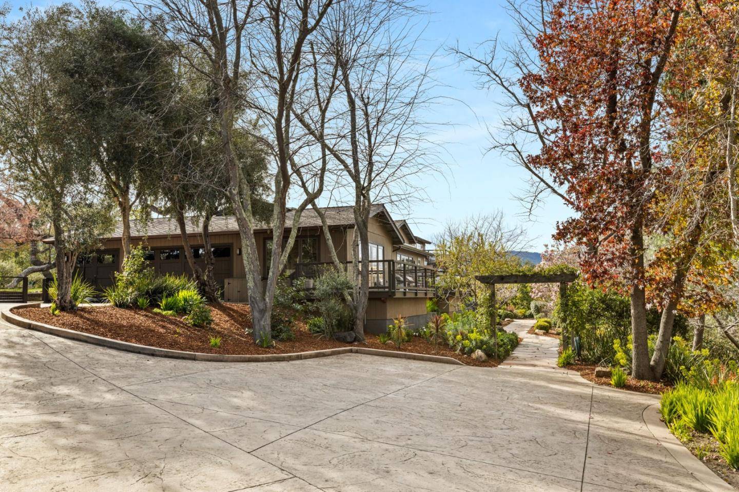 Portola Valley, CA 94028,161 Sausal DR