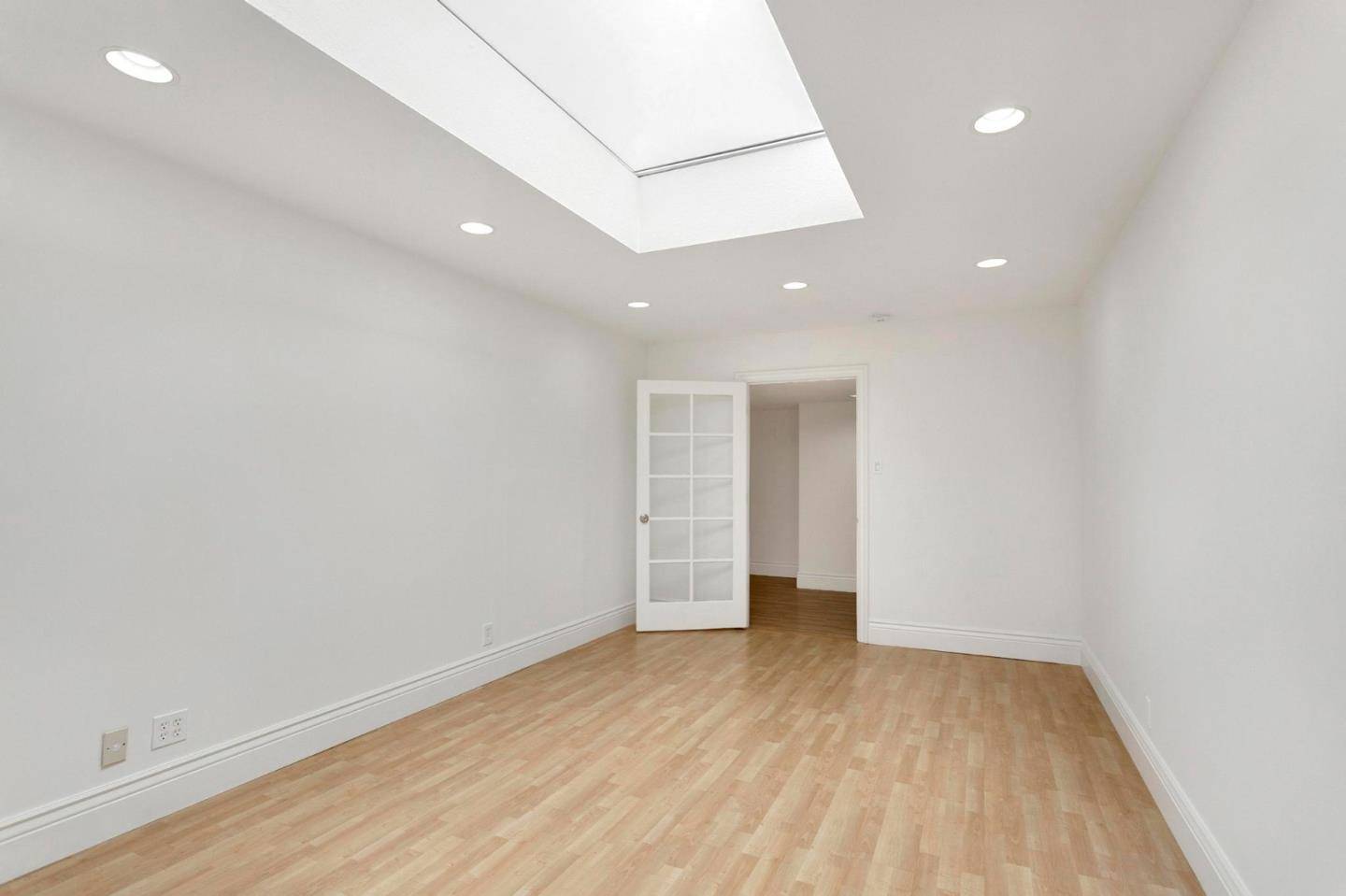 Burlingame, CA 94010,1408 Burlingame AVE