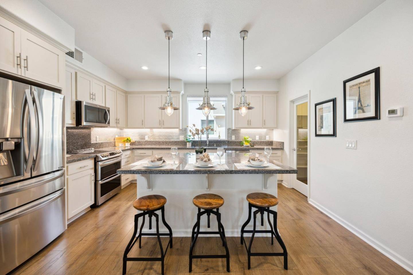 Morgan Hill, CA 95037,176 Lewis LN