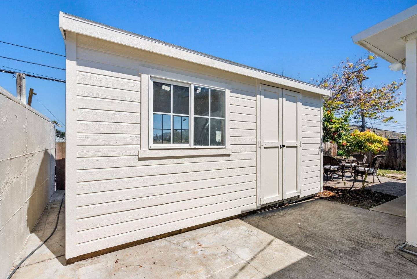 South San Francisco, CA 94080,118 Manor DR