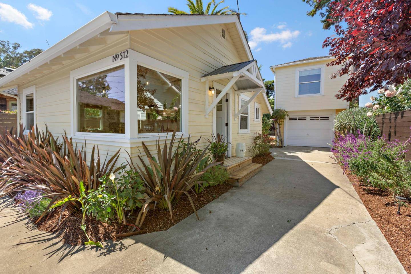 Capitola, CA 95010,512 Escalona DR