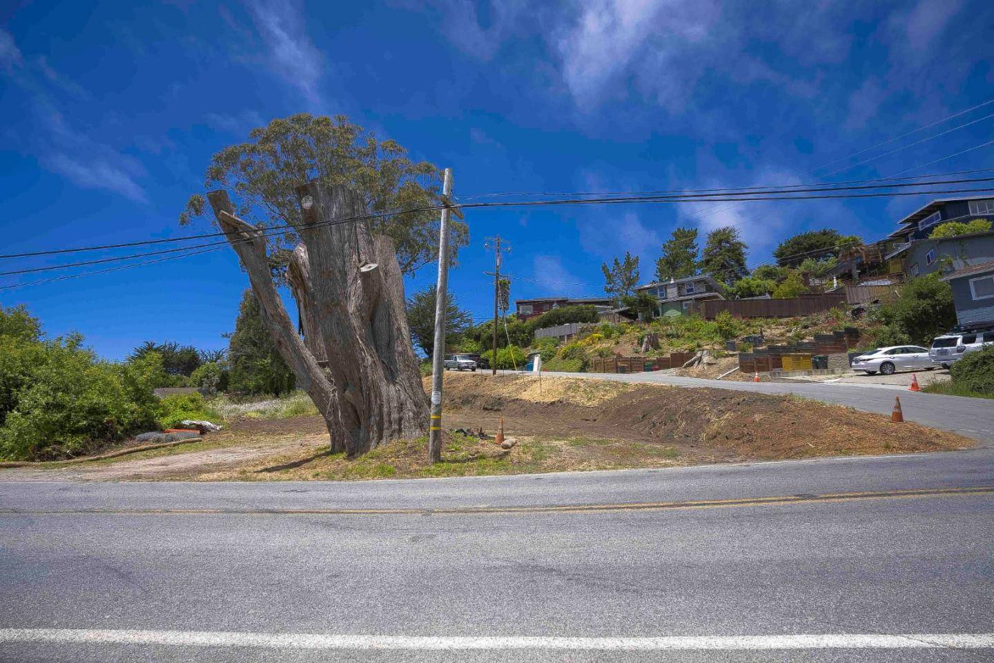 Moss Beach, CA 94038,882 Stetson ST