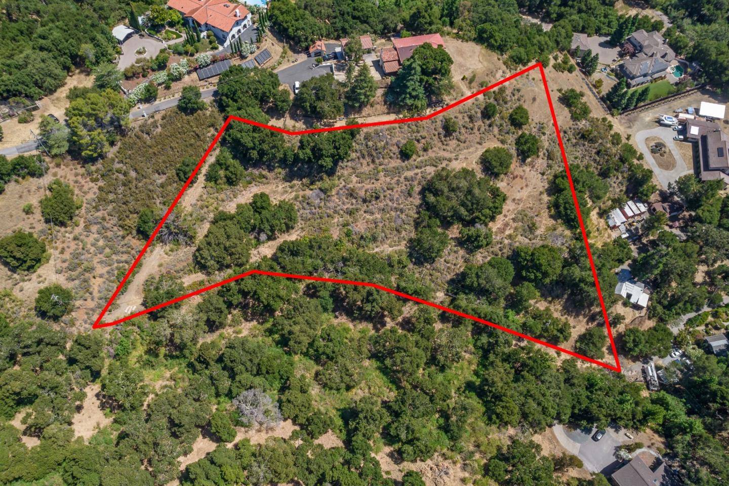 Los Altos Hills, CA 94022,27388 Sherlock CT