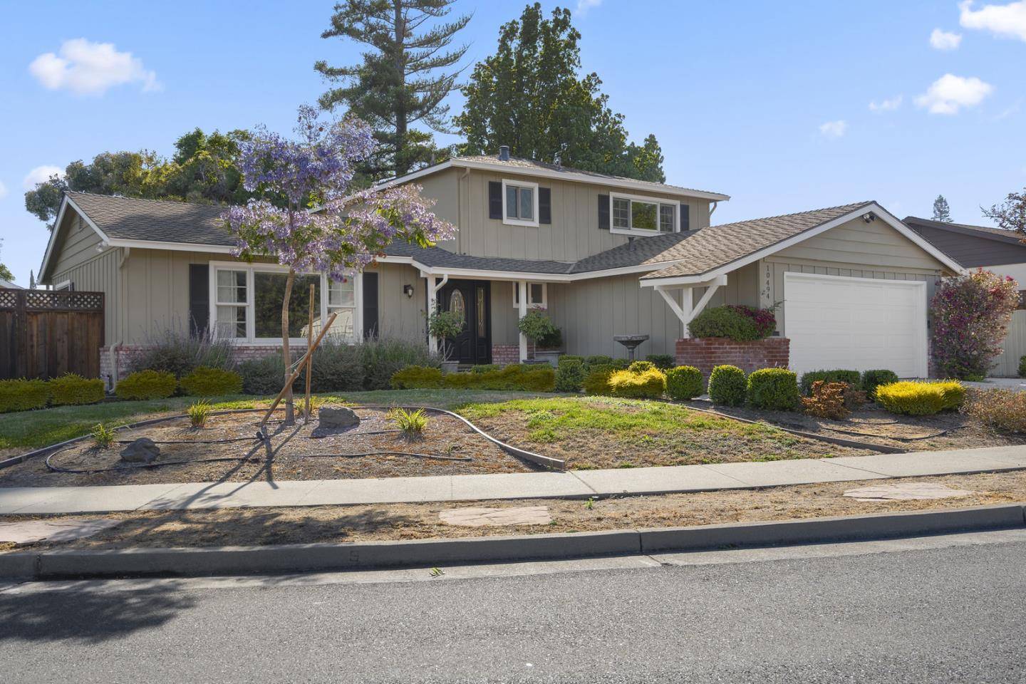 Cupertino, CA 95014,10494 Dempster AVE