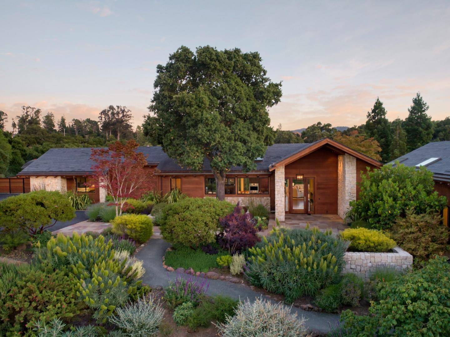 Portola Valley, CA 94028,567 Cresta Vista LN