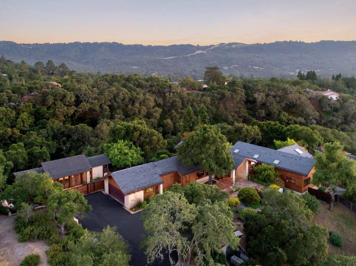 Portola Valley, CA 94028,567 Cresta Vista LN