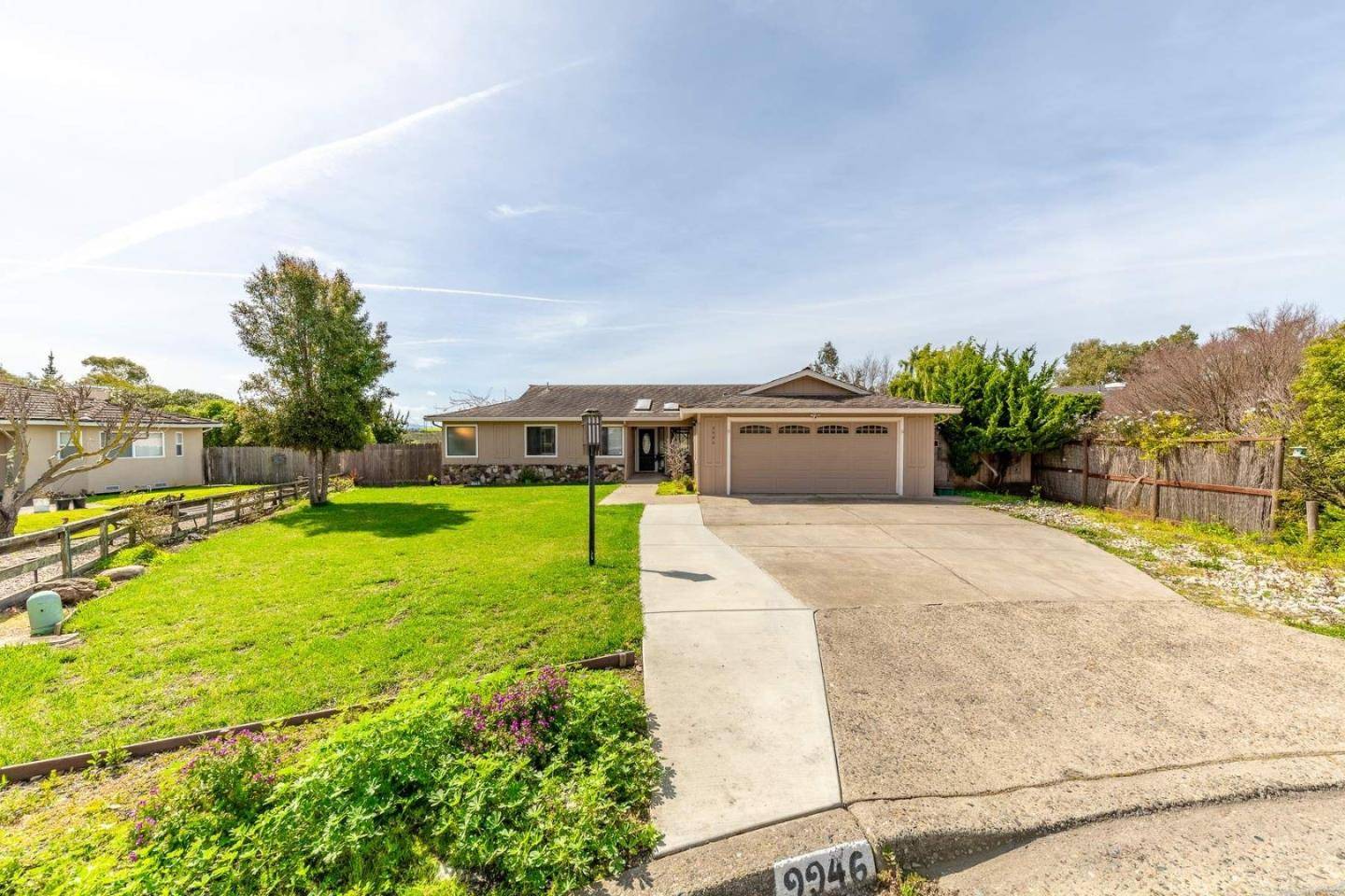 Salinas, CA 93907,9946 Pampas PATH