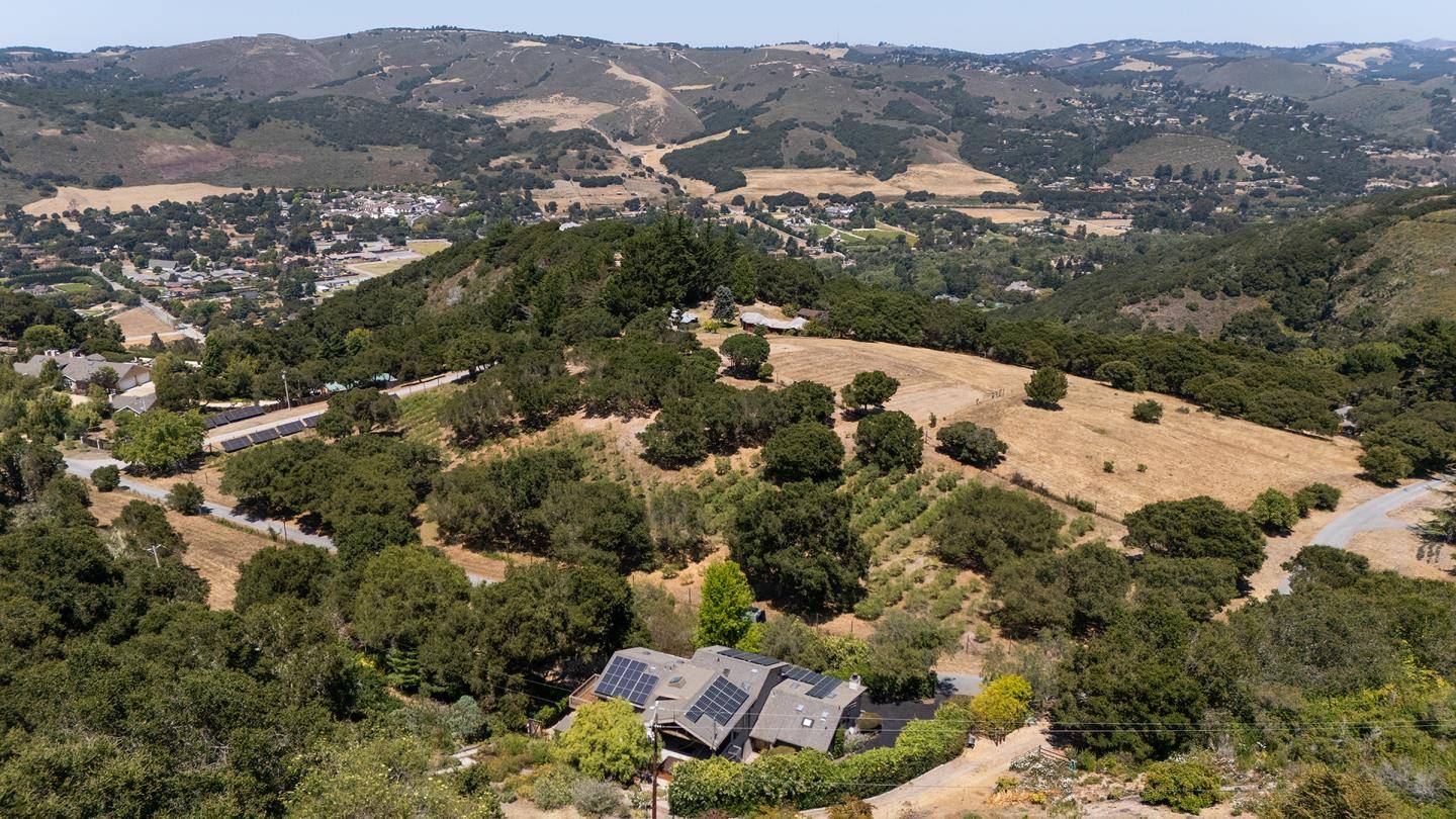 Carmel Valley, CA 93923,27461 Schulte RD