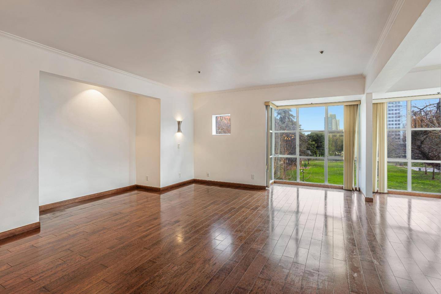 San Jose, CA 95112,97 E Saint James ST 41