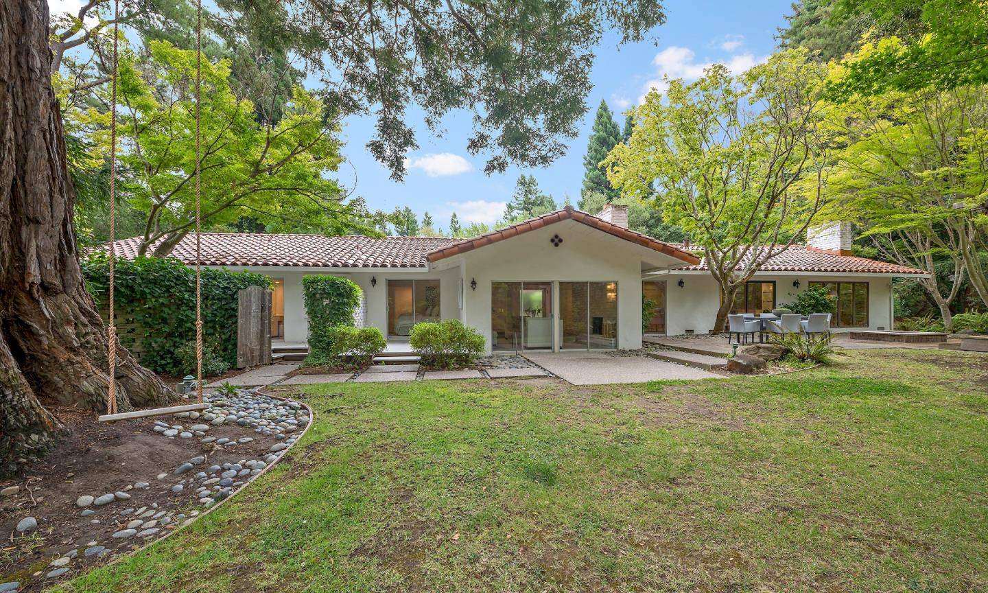 Portola Valley, CA 94028,235 Willowbrook DR