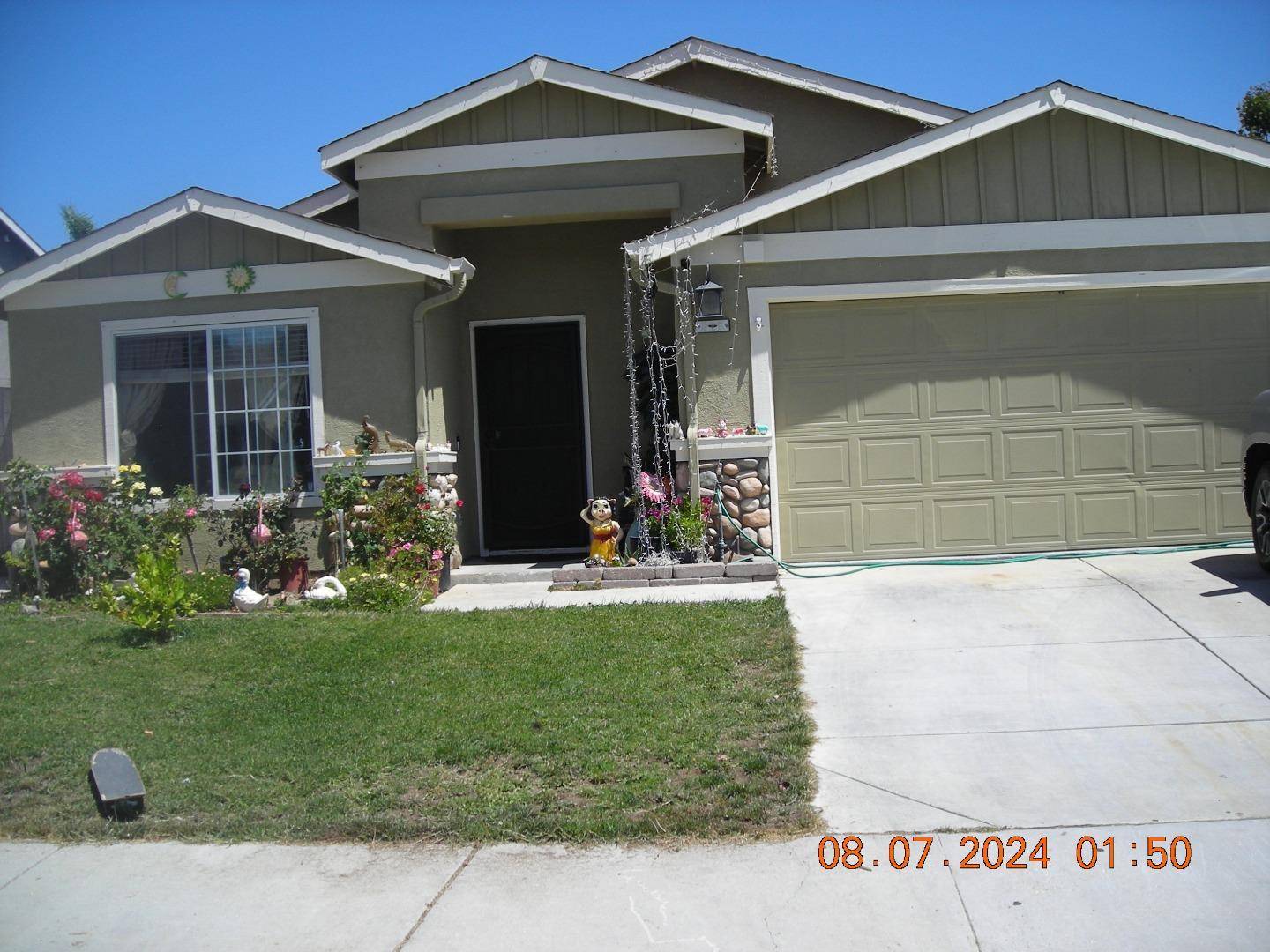 Hollister, CA 95023,2351 Driftwood CT