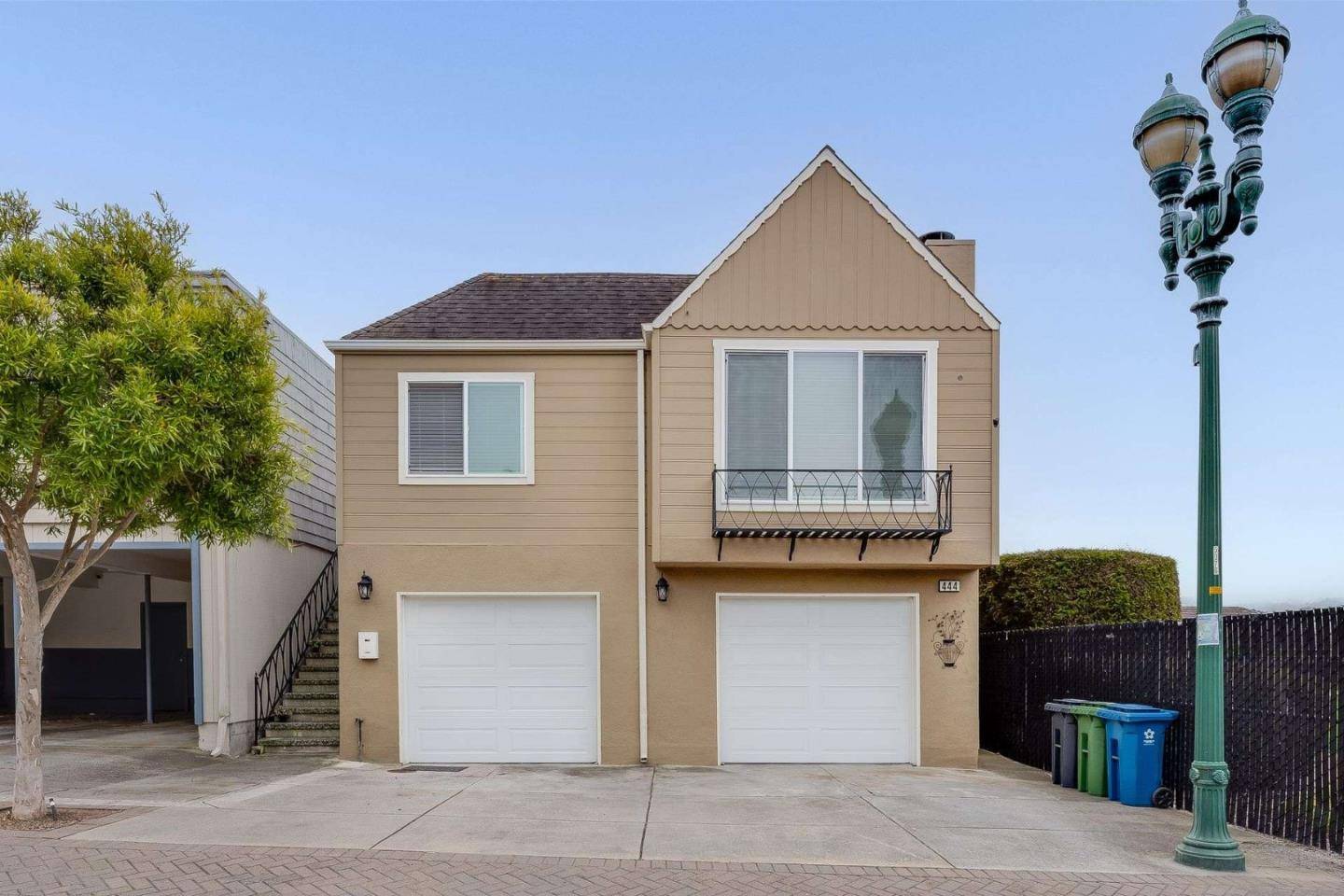 Colma, CA 94014,444 E ST