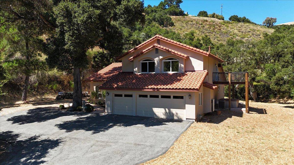 Carmel Valley, CA 93924,60 Toyon WAY