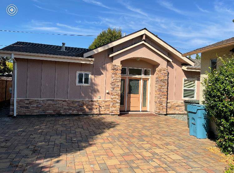 Palo Alto, CA 94303,3125 B Ross RD