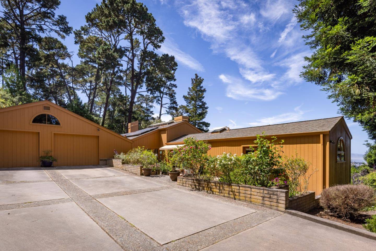 Carmel, CA 93923,540 Aguajito RD