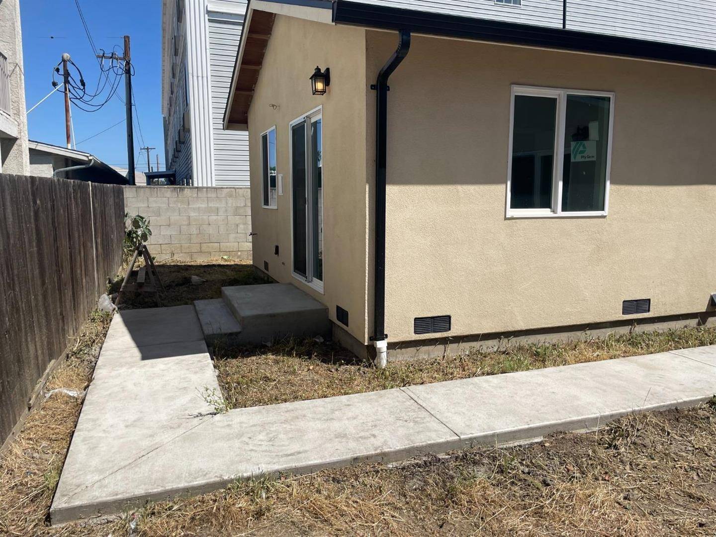 Los Banos, CA 93635,1405 Sierra LN