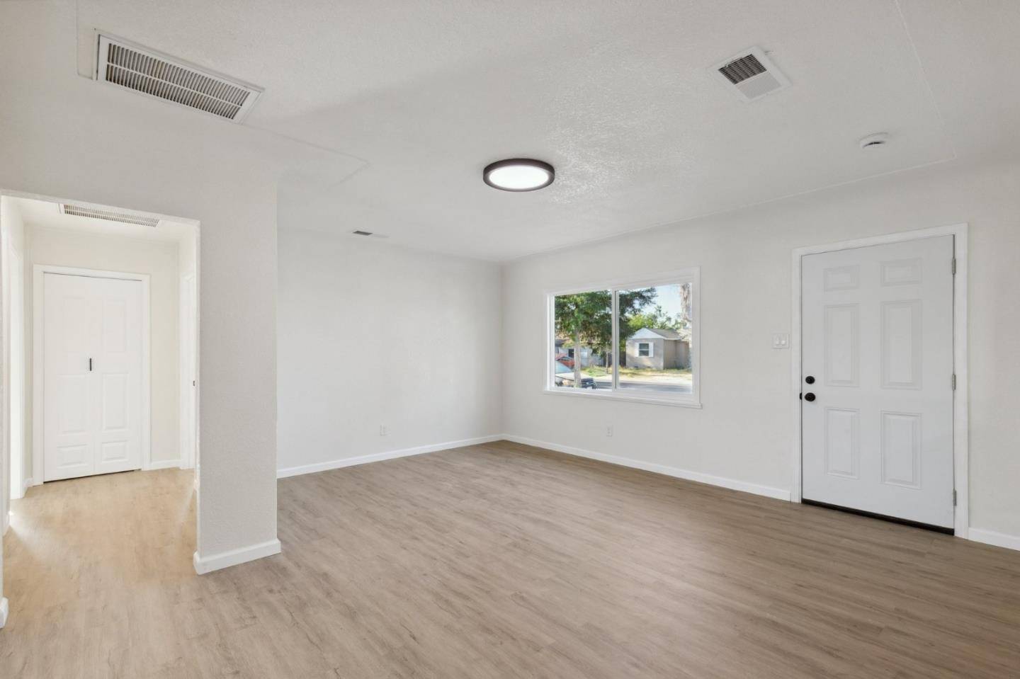 Modesto, CA 95354,2236 Lambert ST