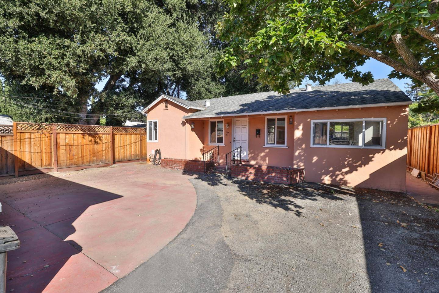 Mountain View, CA 94041,717 Ehrhorn AVE