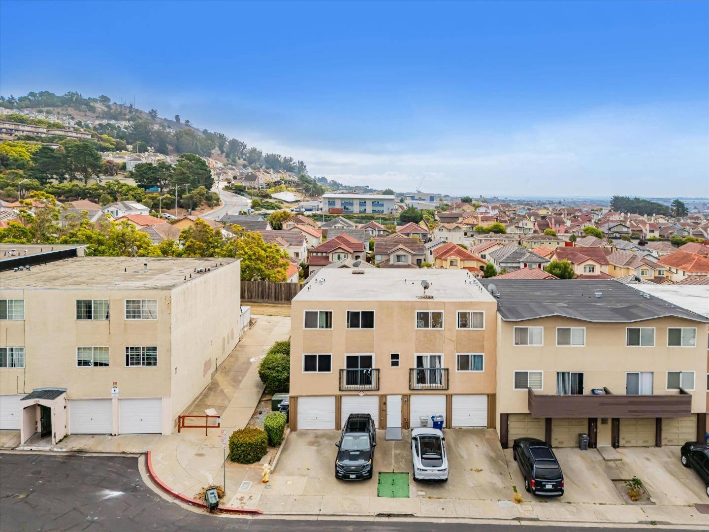 South San Francisco, CA 94080,376 Susie WAY