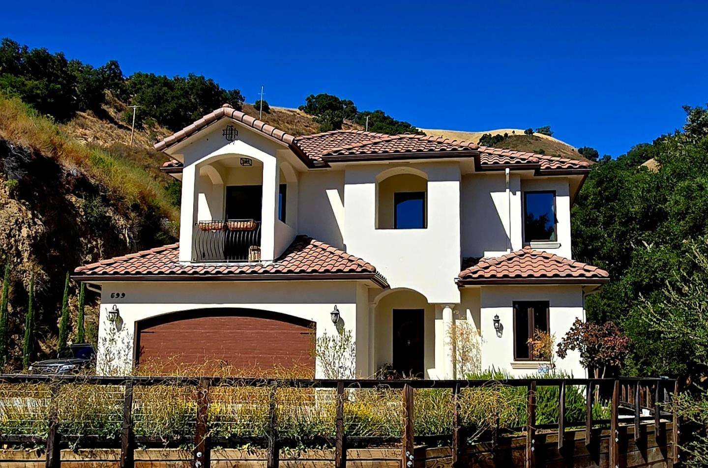 Carmel Valley, CA 93924,599 Country Club Heights DR