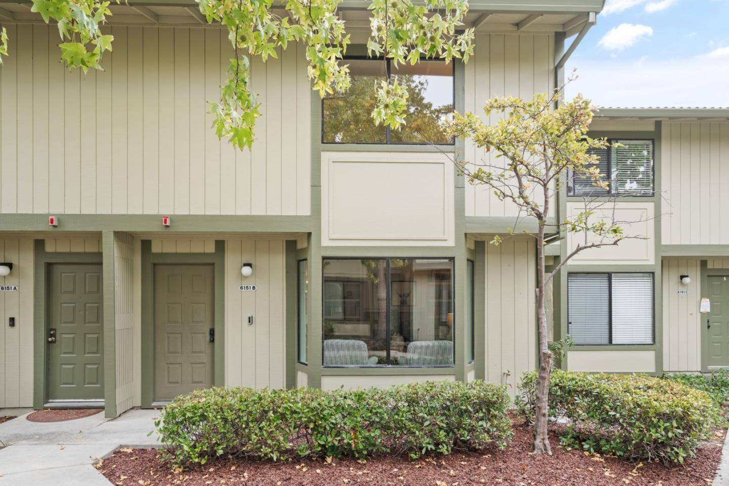 Newark, CA 94560,6151 Joaquin Murieta AVE B