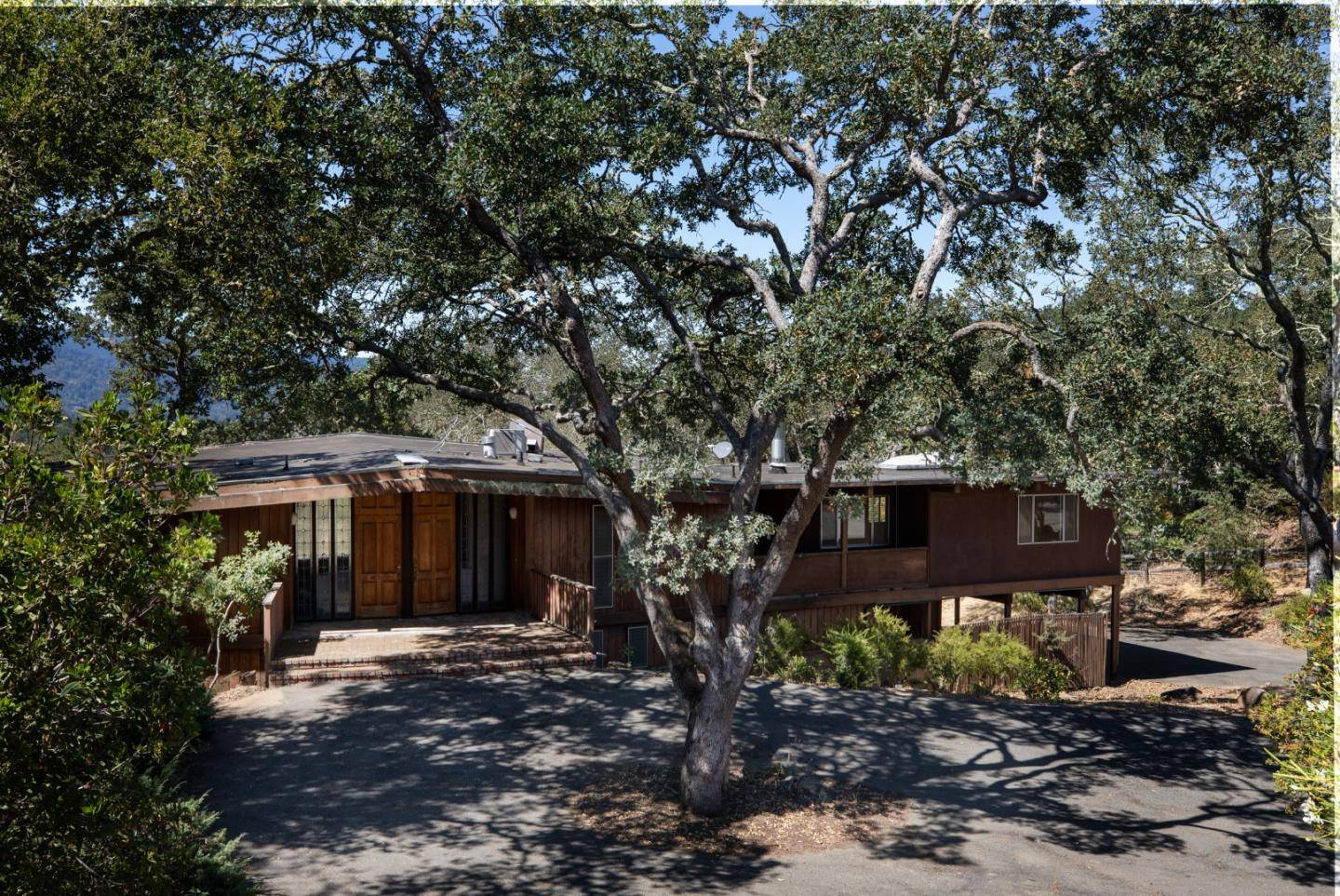 Portola Valley, CA 94028,391 Golden Hills DR