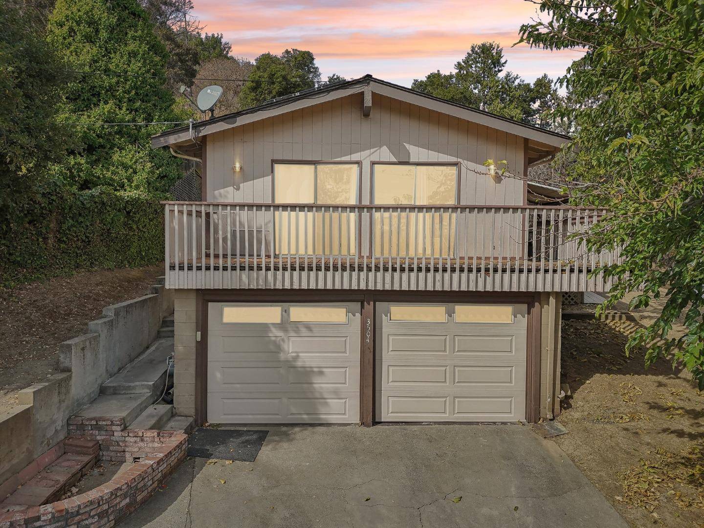 Martinez, CA 94553,3504 Sunrise CT