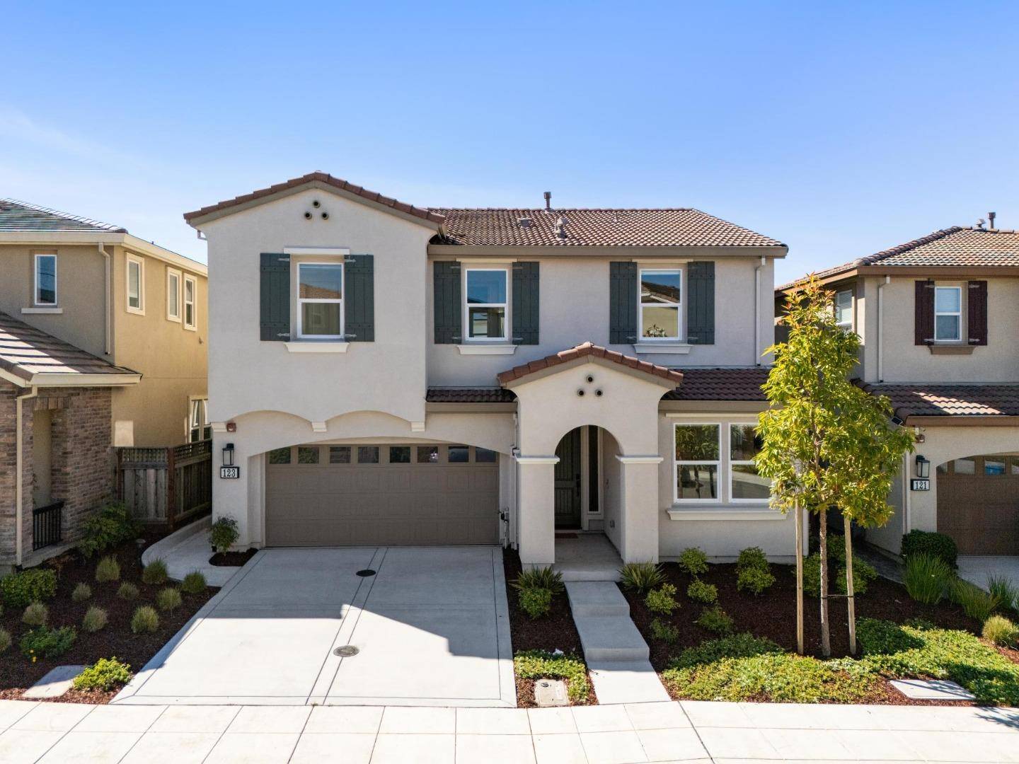 San Bruno, CA 94066,123 Miraluna WAY