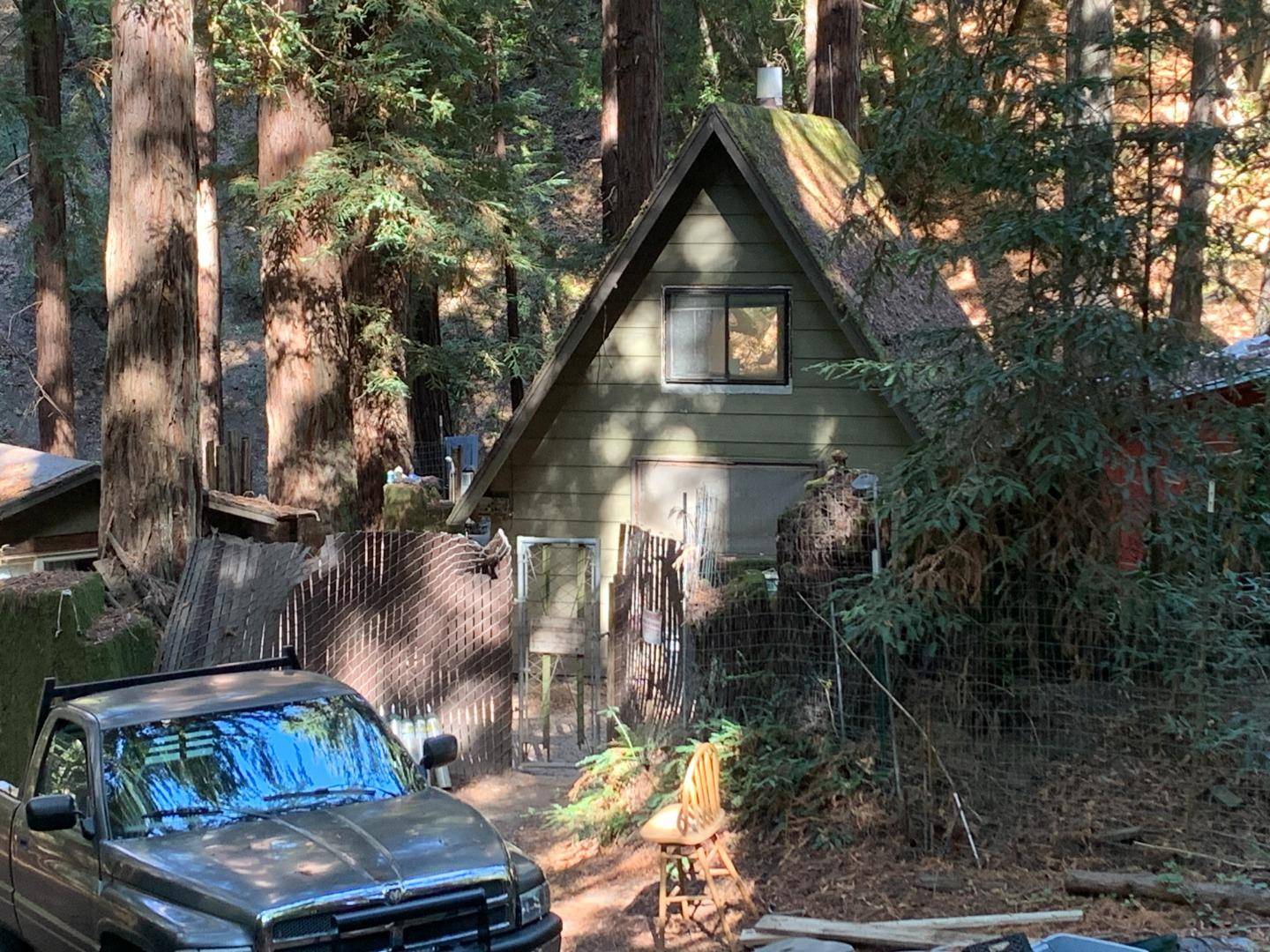Boulder Creek, CA 95006,855 LOGANS CRK RD
