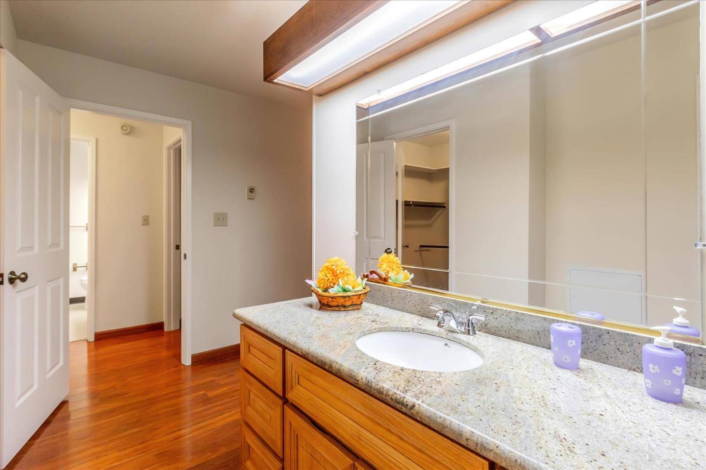 Mountain View, CA 94043,505 Cypress Point DR 209