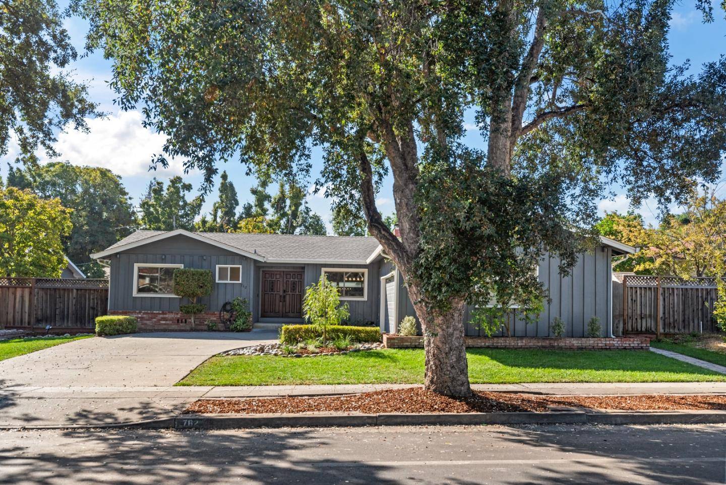 Sunnyvale, CA 94087,762 W Remington DR