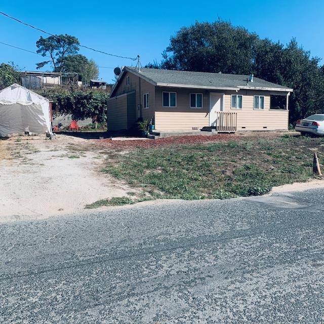 Salinas, CA 93907,9695 Prunedale South RD