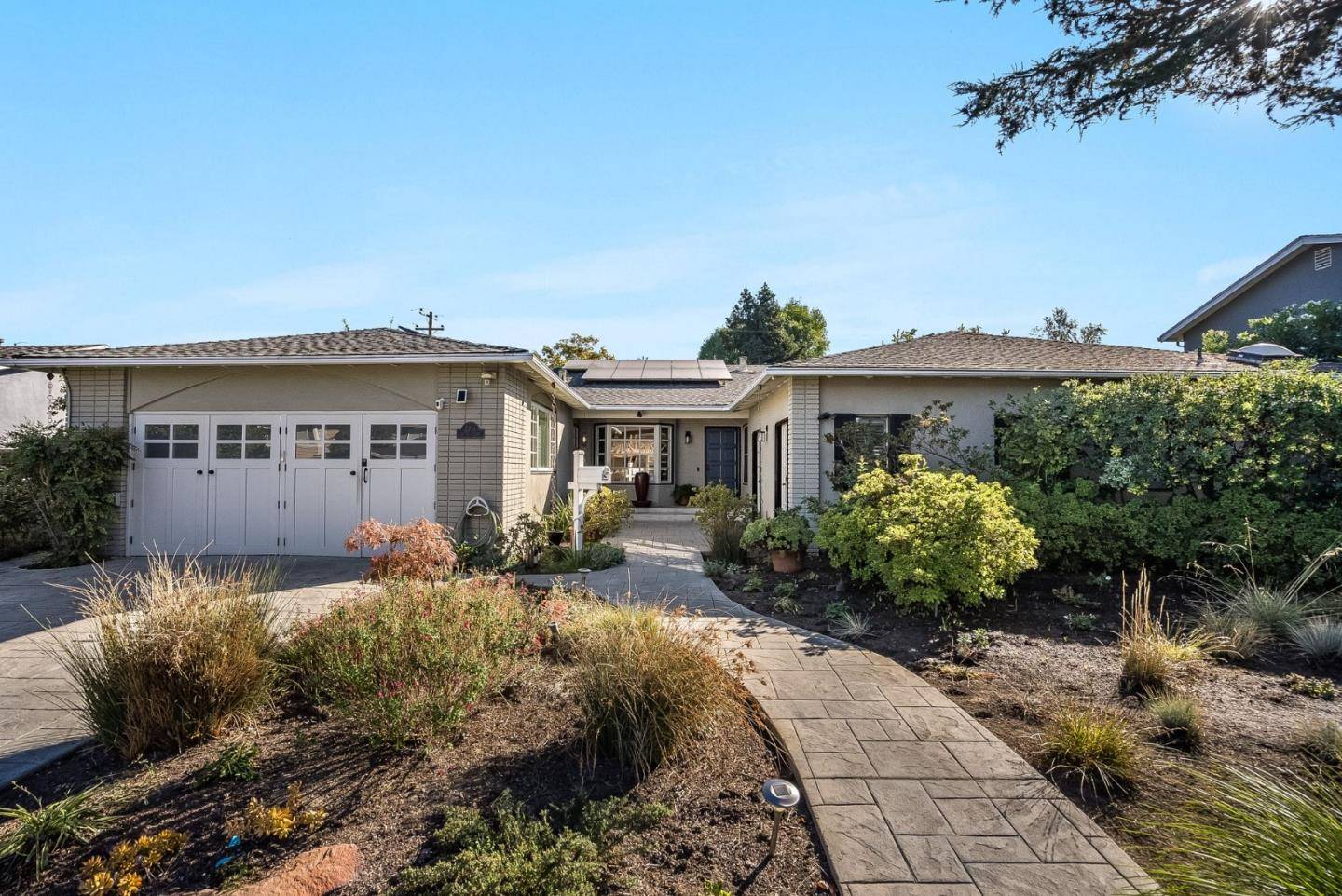 Mountain View, CA 94040,2711 Saint Giles LN