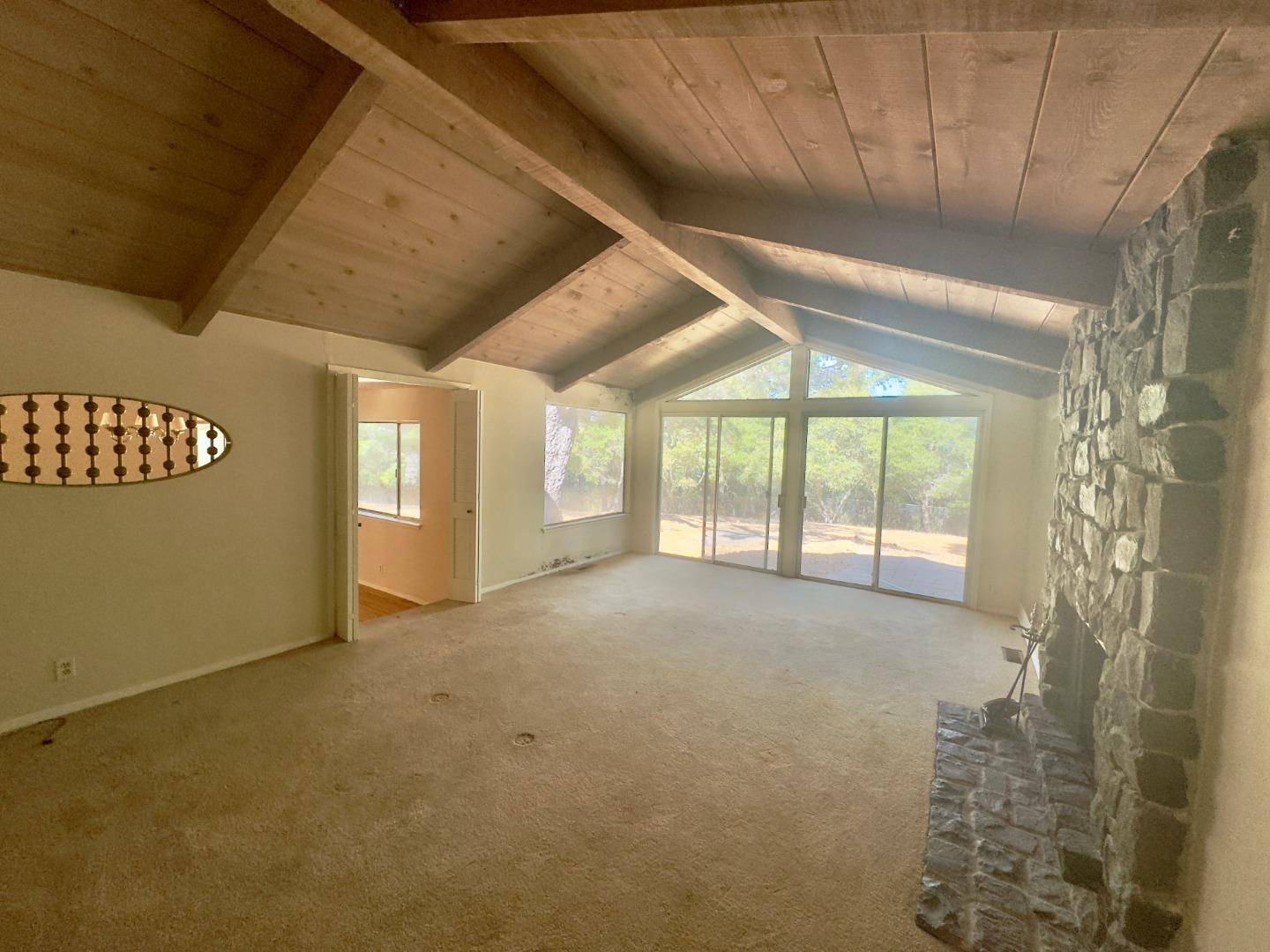 Redwood City, CA 94062,46 Morse LN