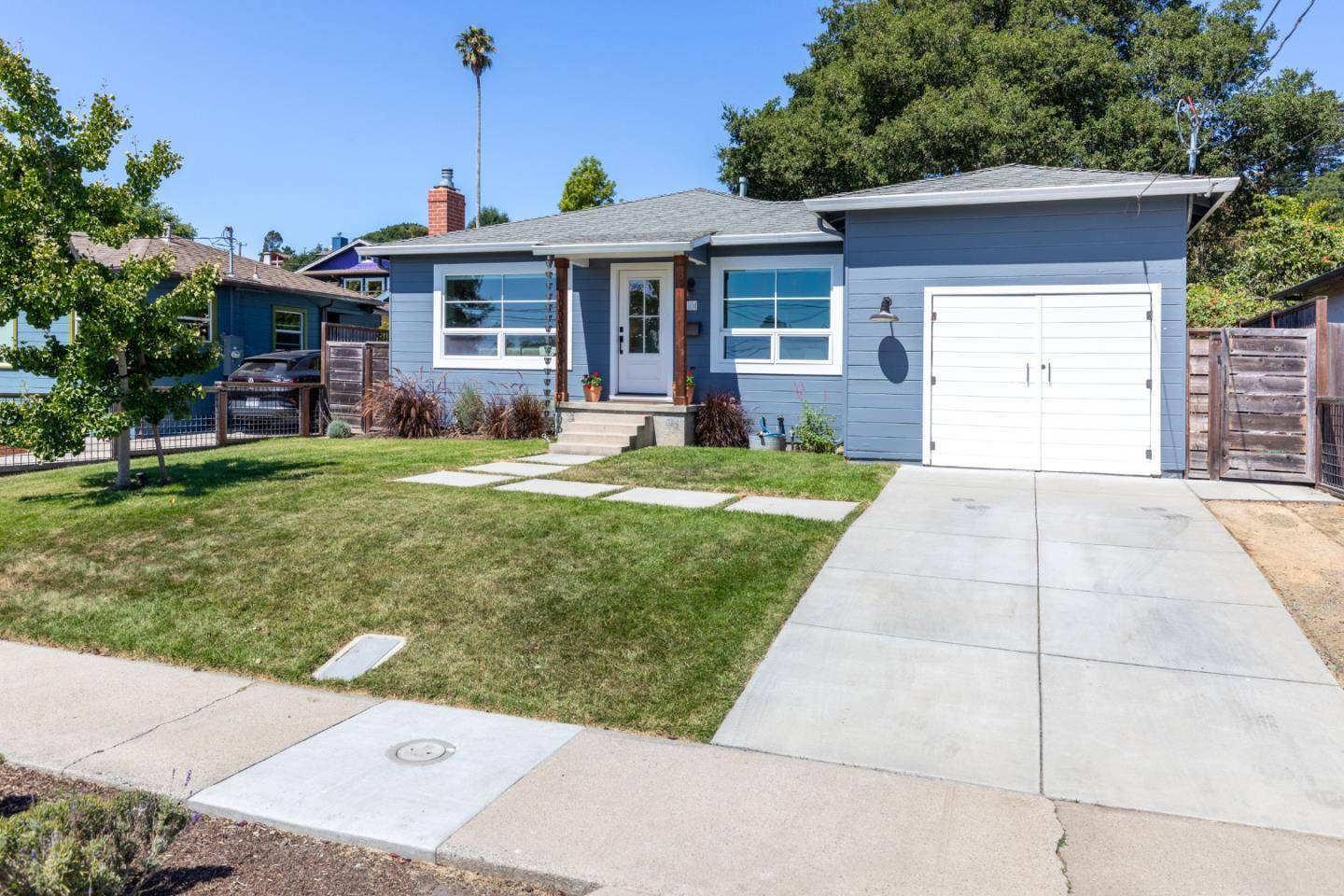 Santa Cruz, CA 95060,114 Kenneth ST