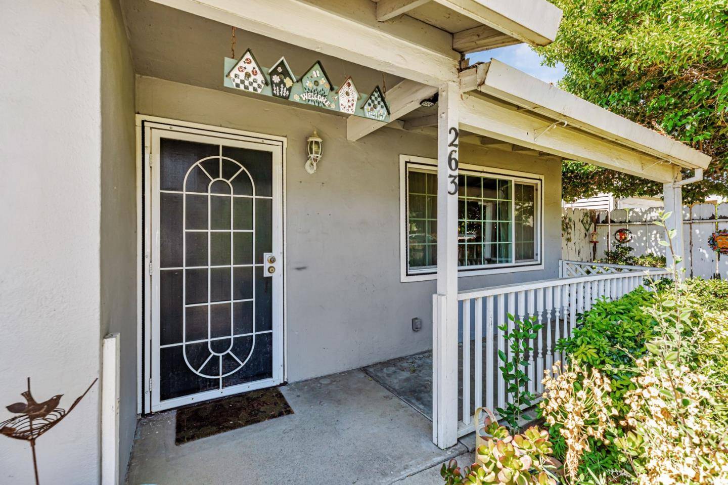 Hollister, CA 95023,263 Maple ST