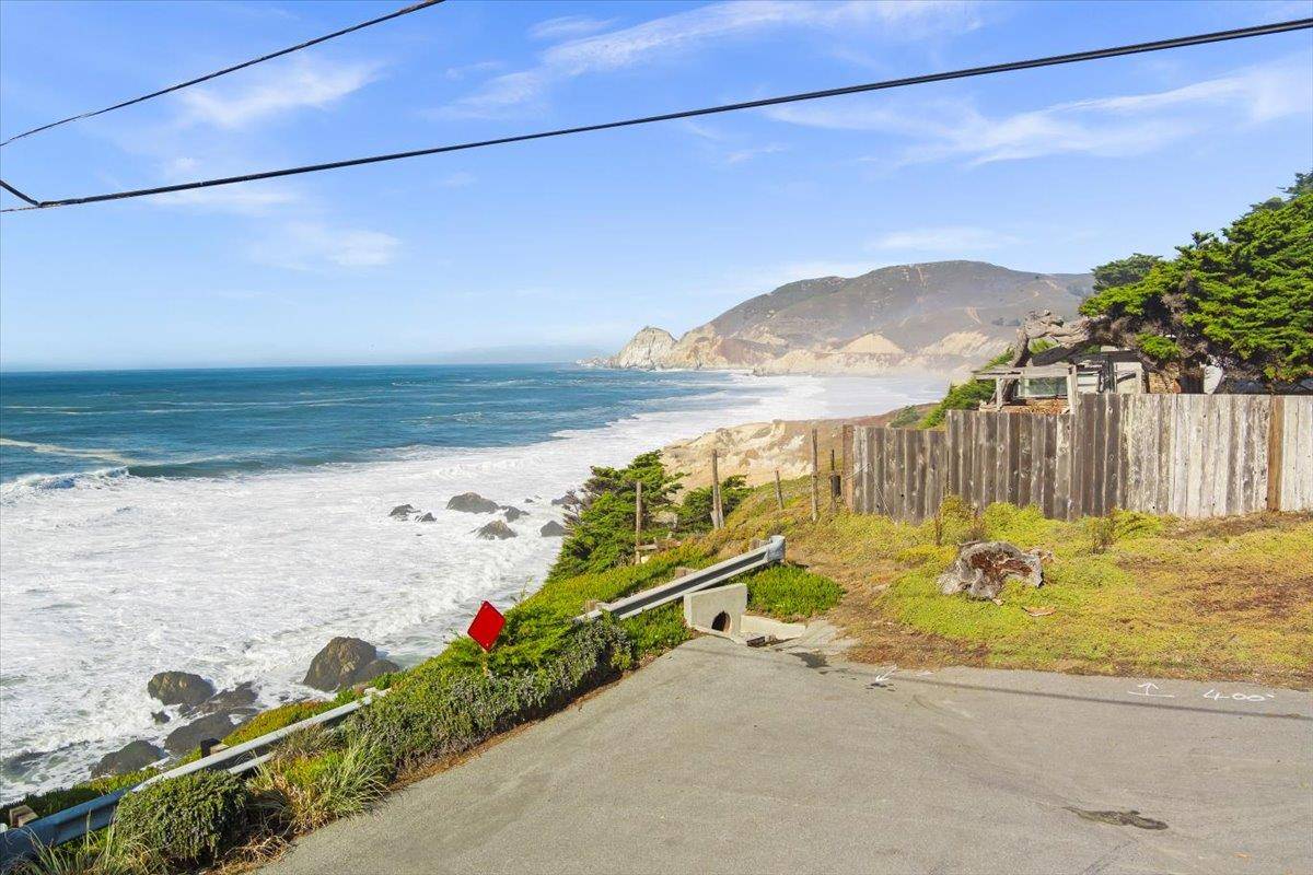 Montara, CA 94037,000 Sea Cliff CT