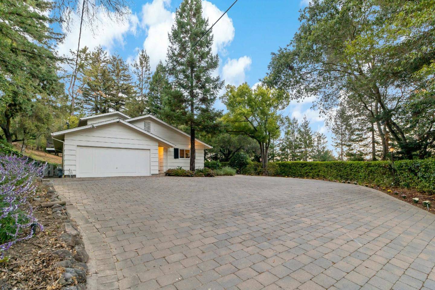 Woodside, CA 94062,8 Oakhill DR