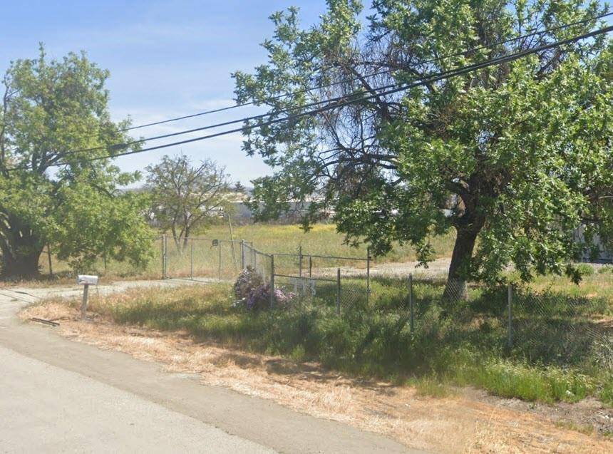 Hollister, CA 95023,773 San Felipe RD