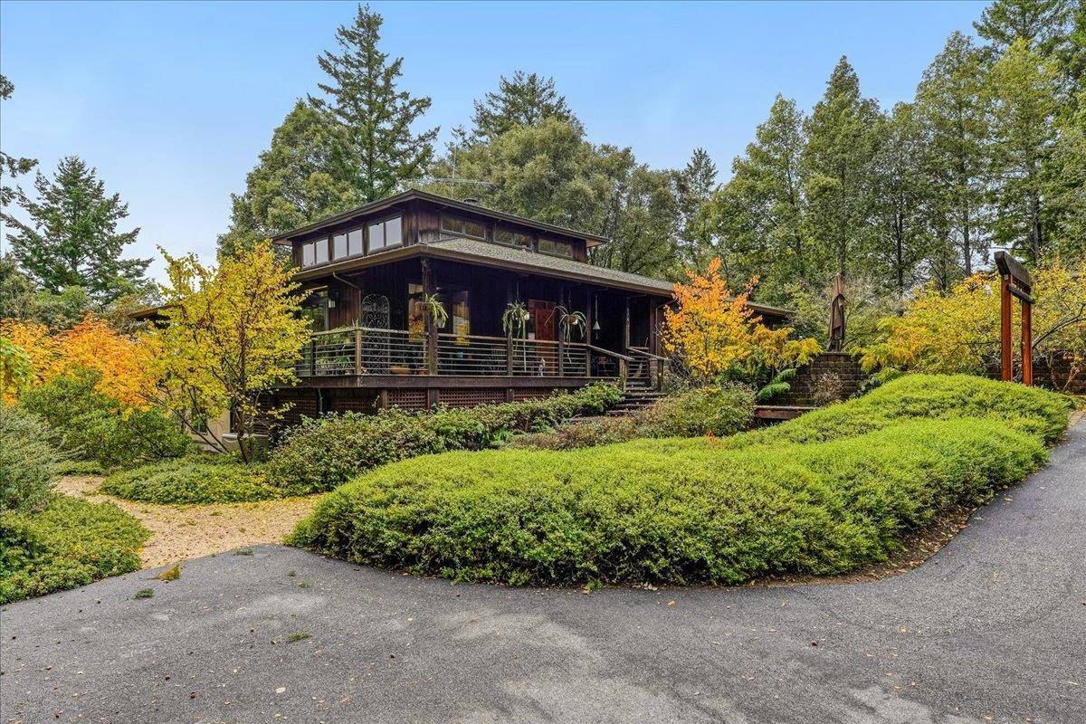 Santa Cruz, CA 95060,176 Starlit Mountain RD