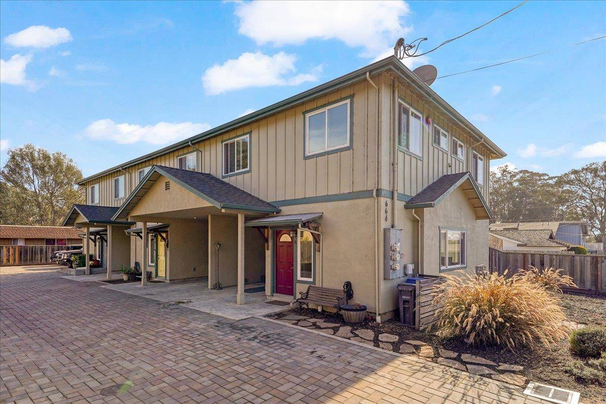 Santa Cruz, CA 95062,664 24th AVE