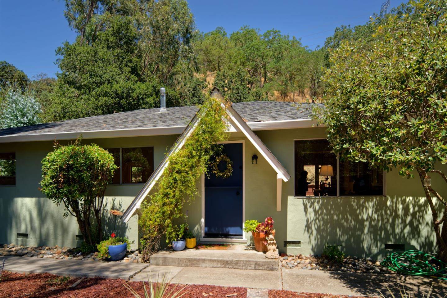 San Jose, CA 95120,21571 Almaden RD